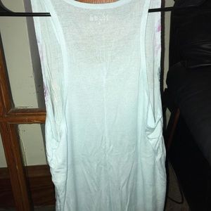 Sleeveless flower shirt